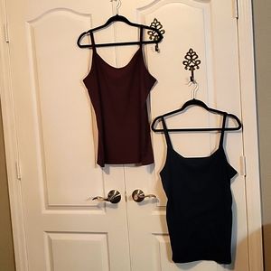 2pk. Burgundy  and navy blue ribbed  tanks